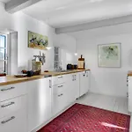 Сasa de vacaciones Cozy In With Kitchen Højby